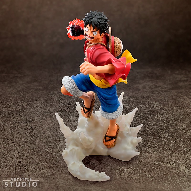 Figura Luffy One Piece ataque
